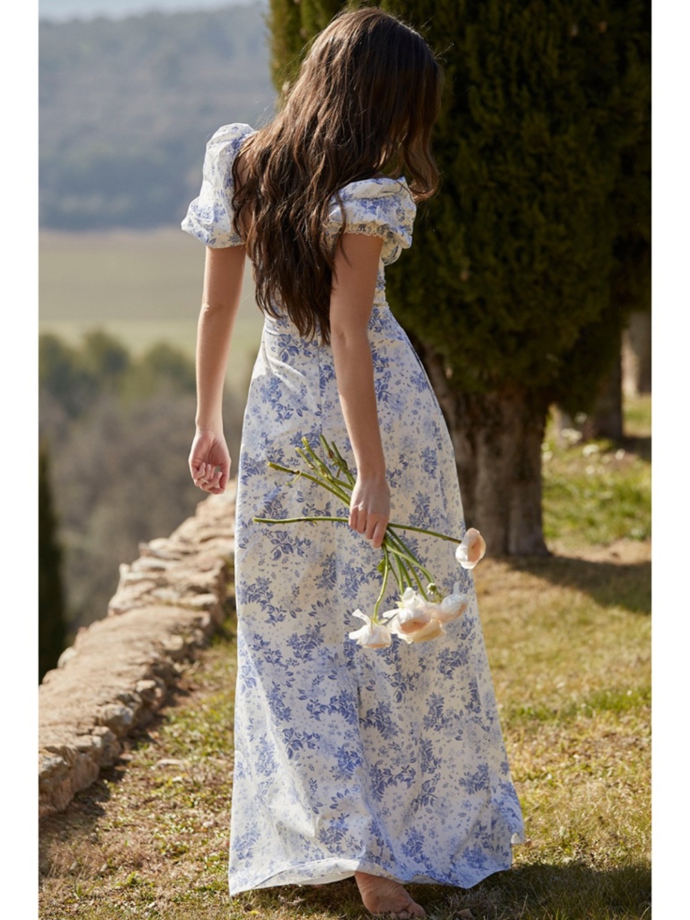 NEW House of CB Felizia Dress Blue Print + White Large with Regular Cup - Picture 3 of 17